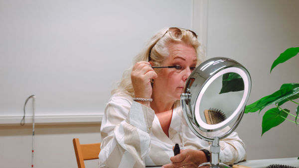 visio-rotterdam-volwassene-make-up-persoonlijke-verzorging.jpg visio-rotterdam-volwassene-make-up-persoonlijke-verzorging.jpg