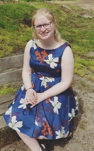 Demi (23 jaar), oud-revalidant bij Visio Het Loo Erf Demi (23 jaar), oud-revalidant bij Visio Het Loo Erf