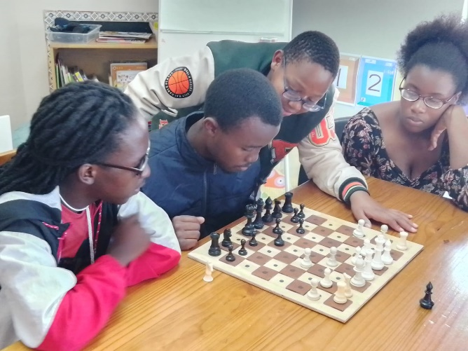 People in South-Africa playing chess