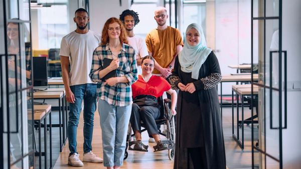 groep-mensen-met-visuele-beperking.jpg groep-mensen-met-visuele-beperking.jpg